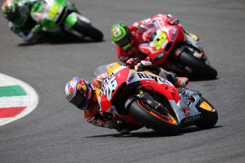 Marquez makes it six out of six in spectacular finale