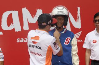 Marquez support Cari Aman Safety Riding campaign