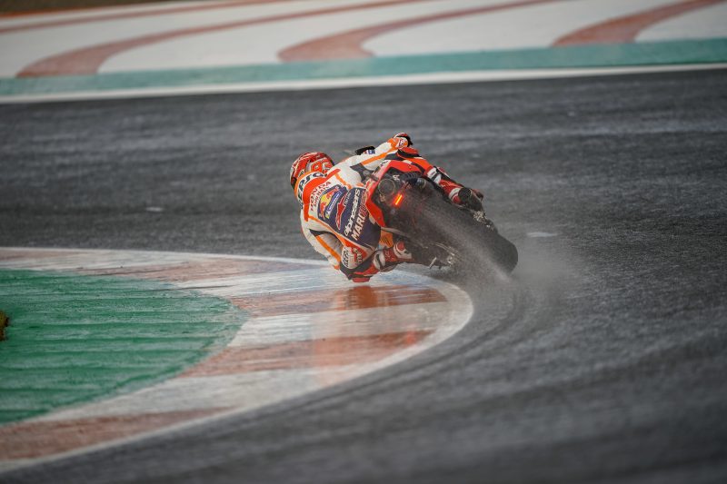 Marquez impressive, qualifies in 5th after a crash; solid third-row start for Dani Pedrosa