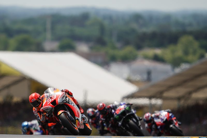 Repsol Honda Team salvage points from trying French GP