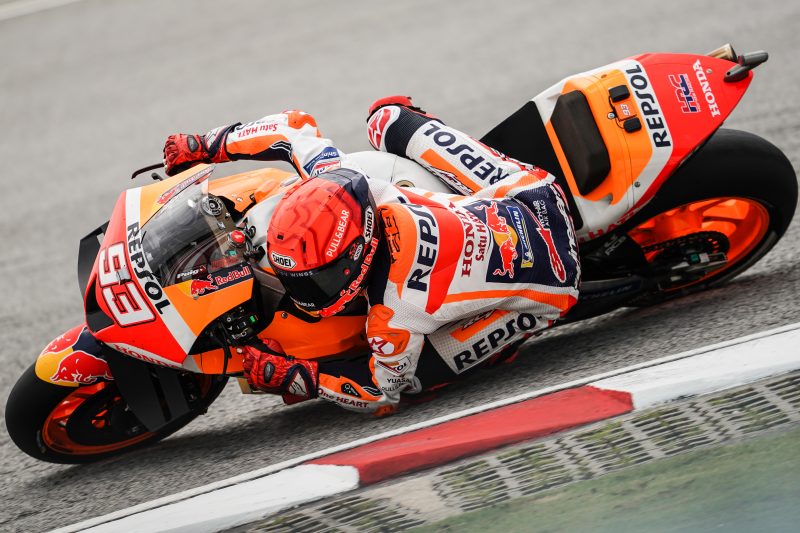 Dry and wet day in Malaysia as Marquez shows early speed
