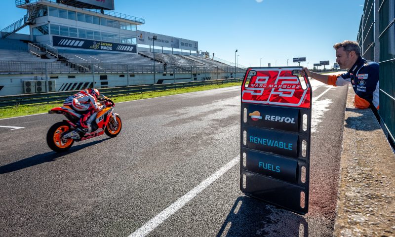 VIDEO: Marc Marquez tests Repsol renewable fuel for first time